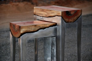 mesa de madera y aluminio